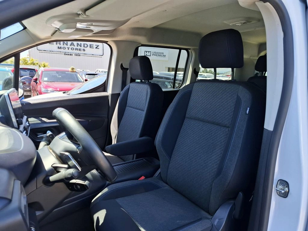 Peugeot Rifter — foto 15 de 28