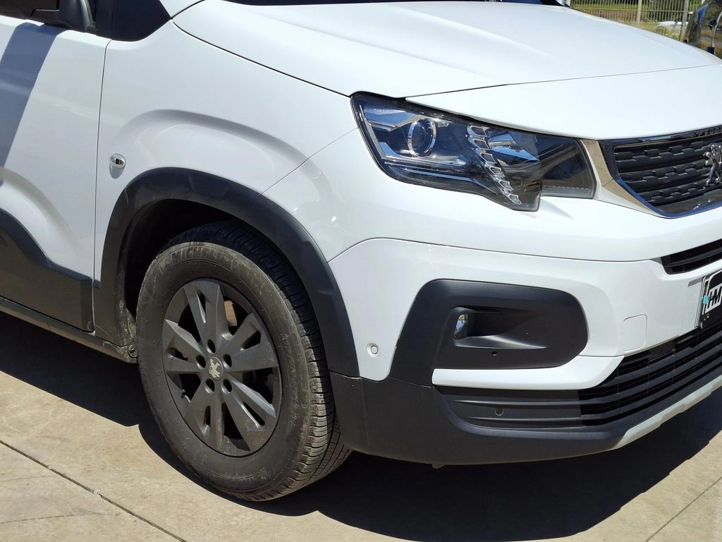 Peugeot Rifter — foto 5 de 28
