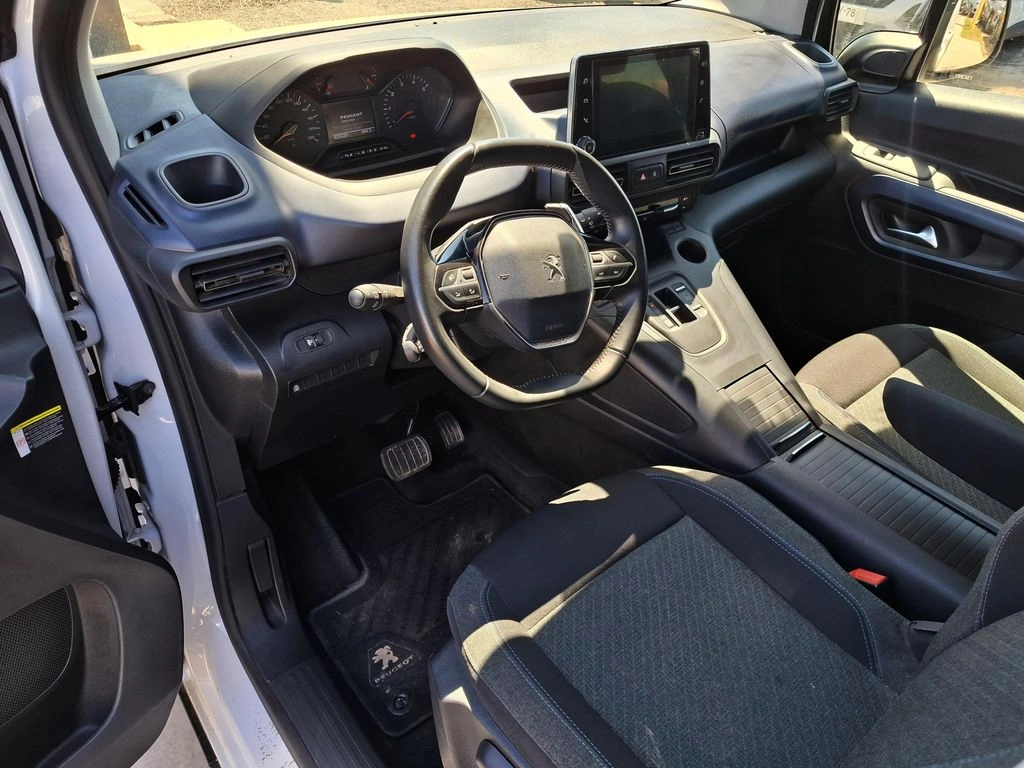 Peugeot Rifter — foto 16 de 28