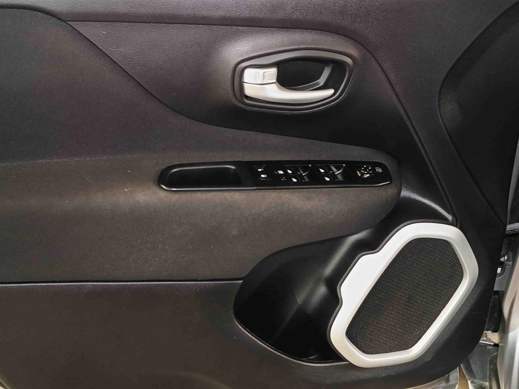 JEEP RENEGADE 2022 - Foto 11