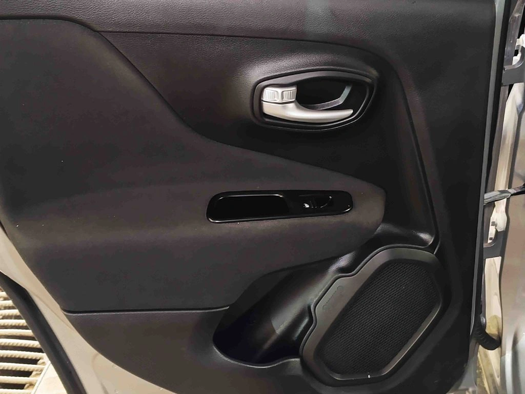 JEEP RENEGADE 2022 - Foto 25