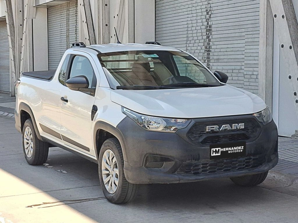 RAM 700 2022 - Foto 3
