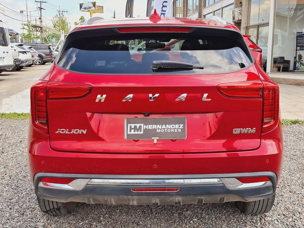 Haval Jolion — foto 8 de 23