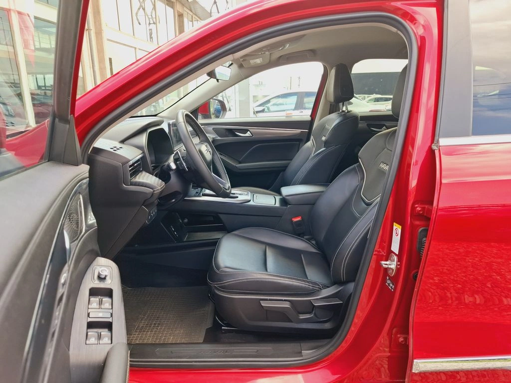 Haval Jolion — foto 13 de 23