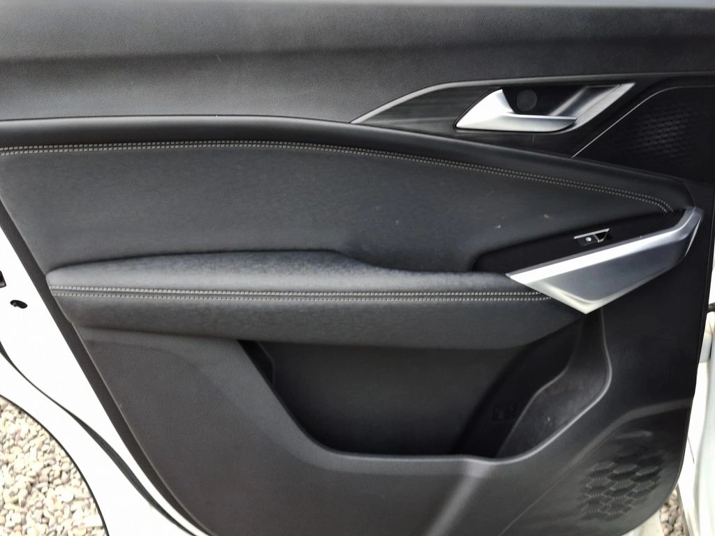 JAC Js8 — foto 25 de 27