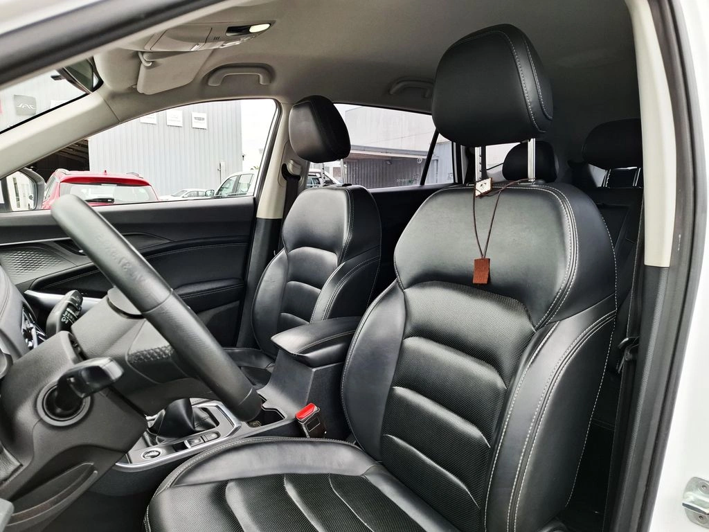 JAC Js8 — foto 15 de 27