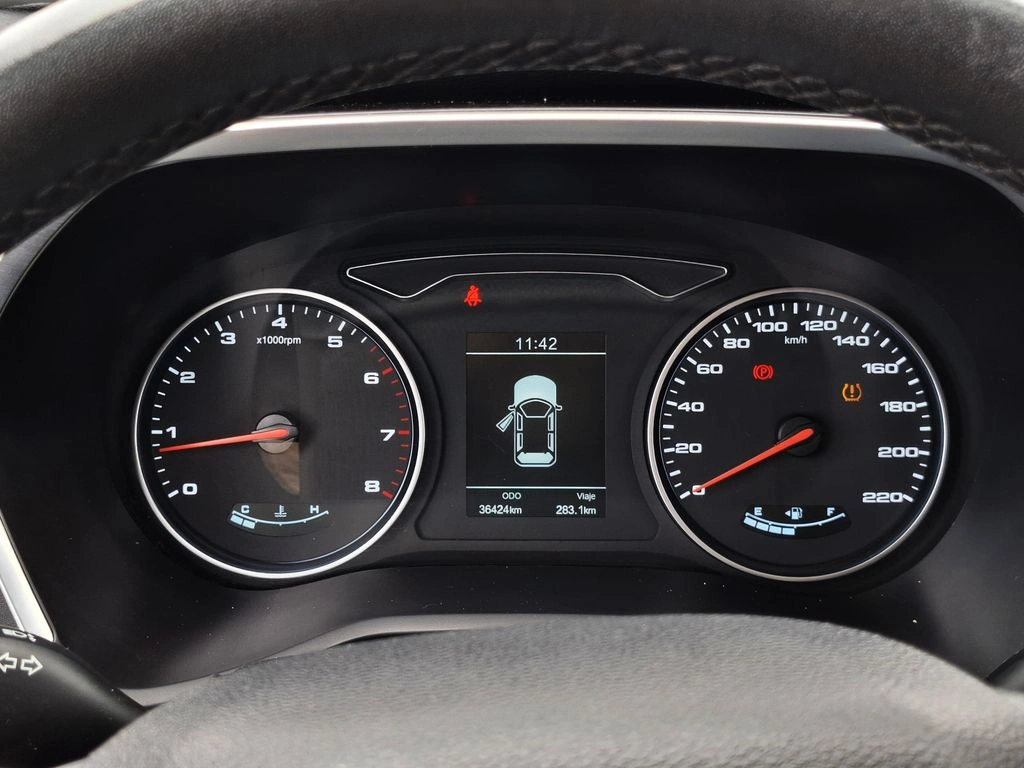 JAC Js8 — foto 19 de 27