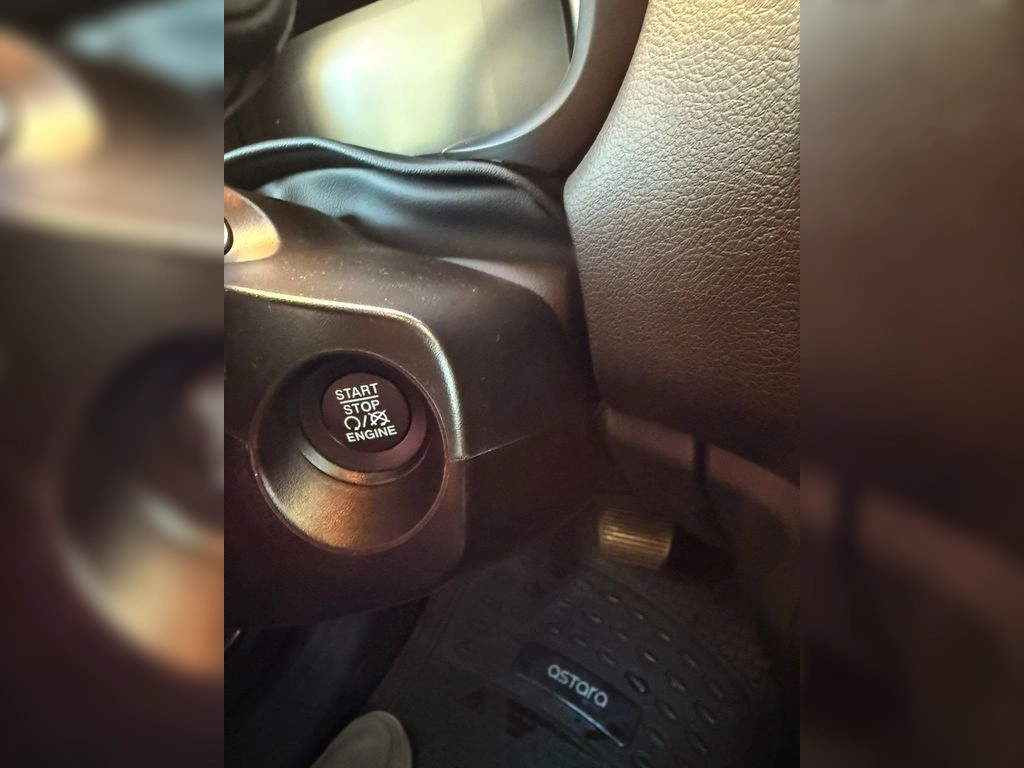 JEEP RENEGADE 2025 - Foto 16