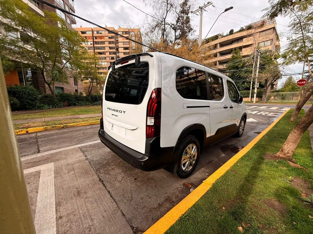 PEUGEOT RIFTER 2026 - Foto 5