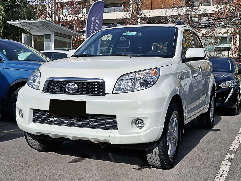 TOYOTA RUSH