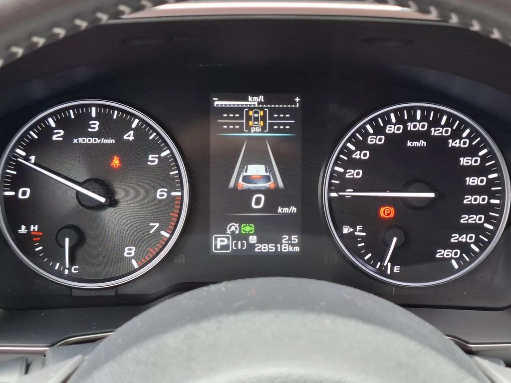Subaru Outback — foto 15 de 28