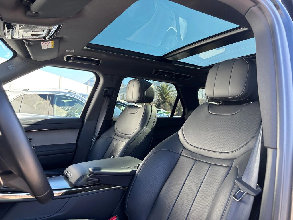 Land Rover Range Rover Sport — foto 22 de 25
