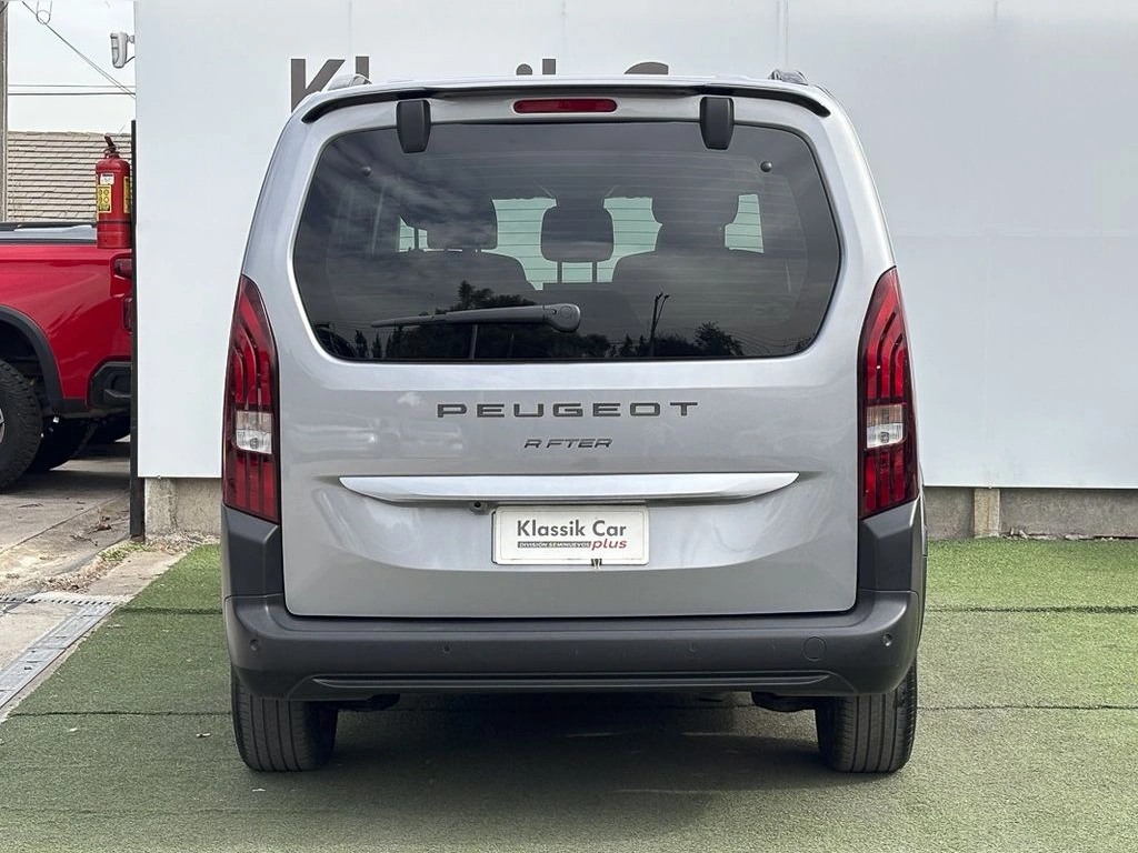 Peugeot Rifter — foto 4 de 32