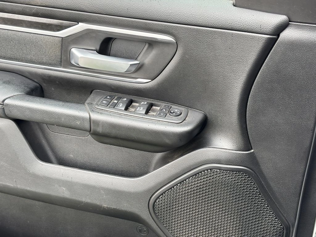 RAM 1500 — foto 19 de 35