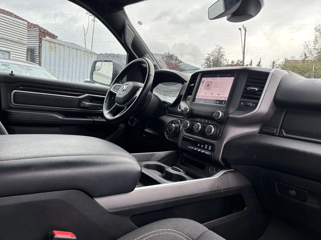 RAM 1500 — foto 21 de 35