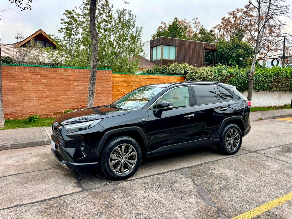 TOYOTA RAV4 2023 - Foto 2