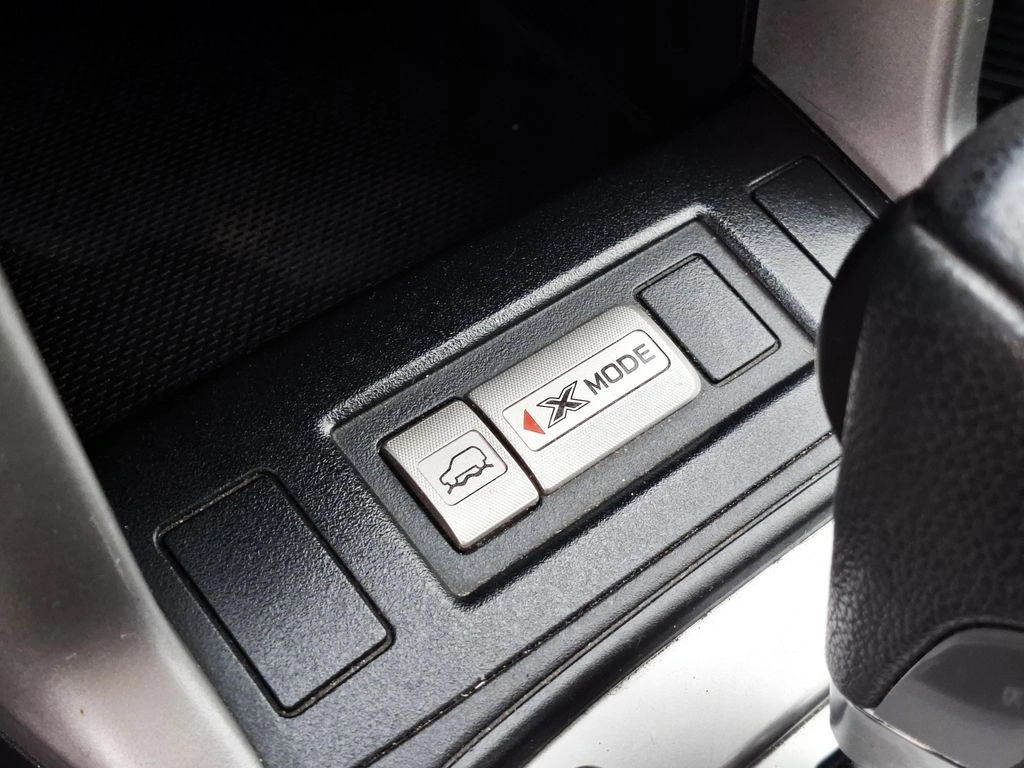 Subaru Forester — foto 24 de 35