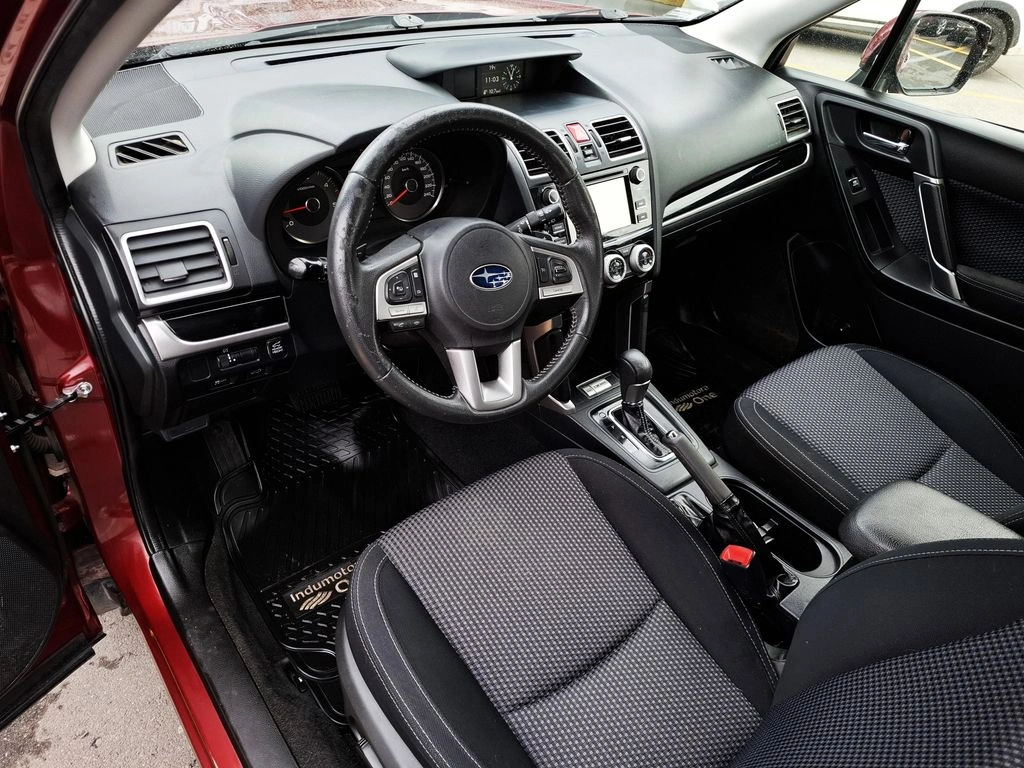 Subaru Forester — foto 18 de 38