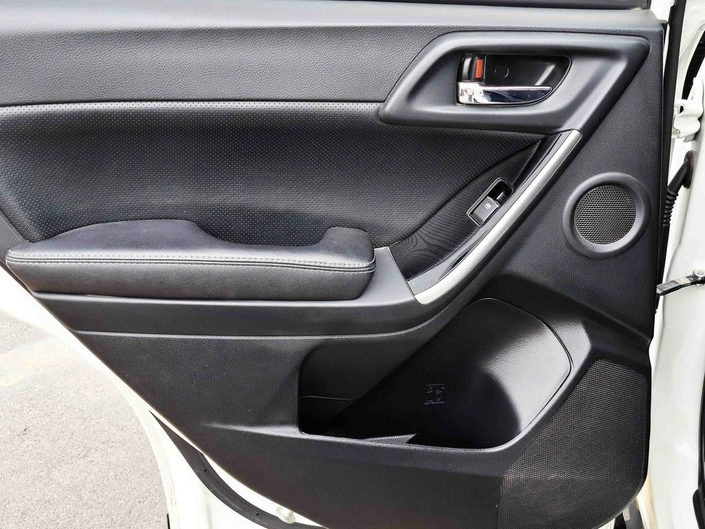 SUBARU FORESTER 2017 - Foto 31