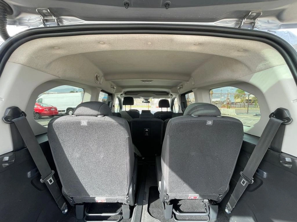 PEUGEOT RIFTER 2020 - Foto 26