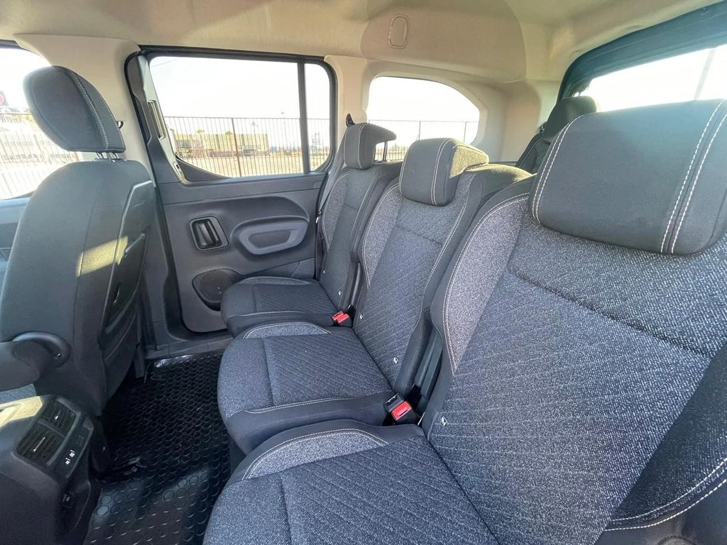 PEUGEOT RIFTER 2025 - Foto 20