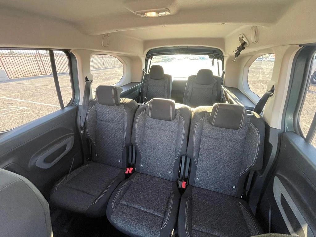 PEUGEOT RIFTER 2025 - Foto 18