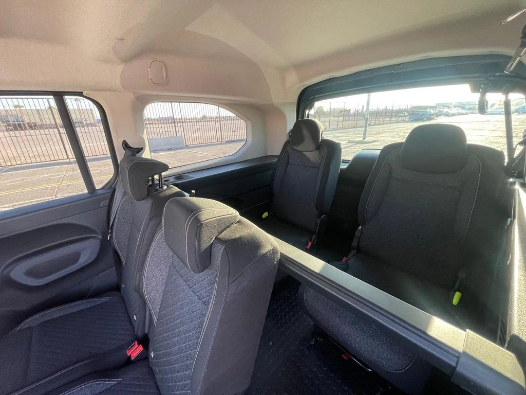 PEUGEOT RIFTER 2025 - Foto 22