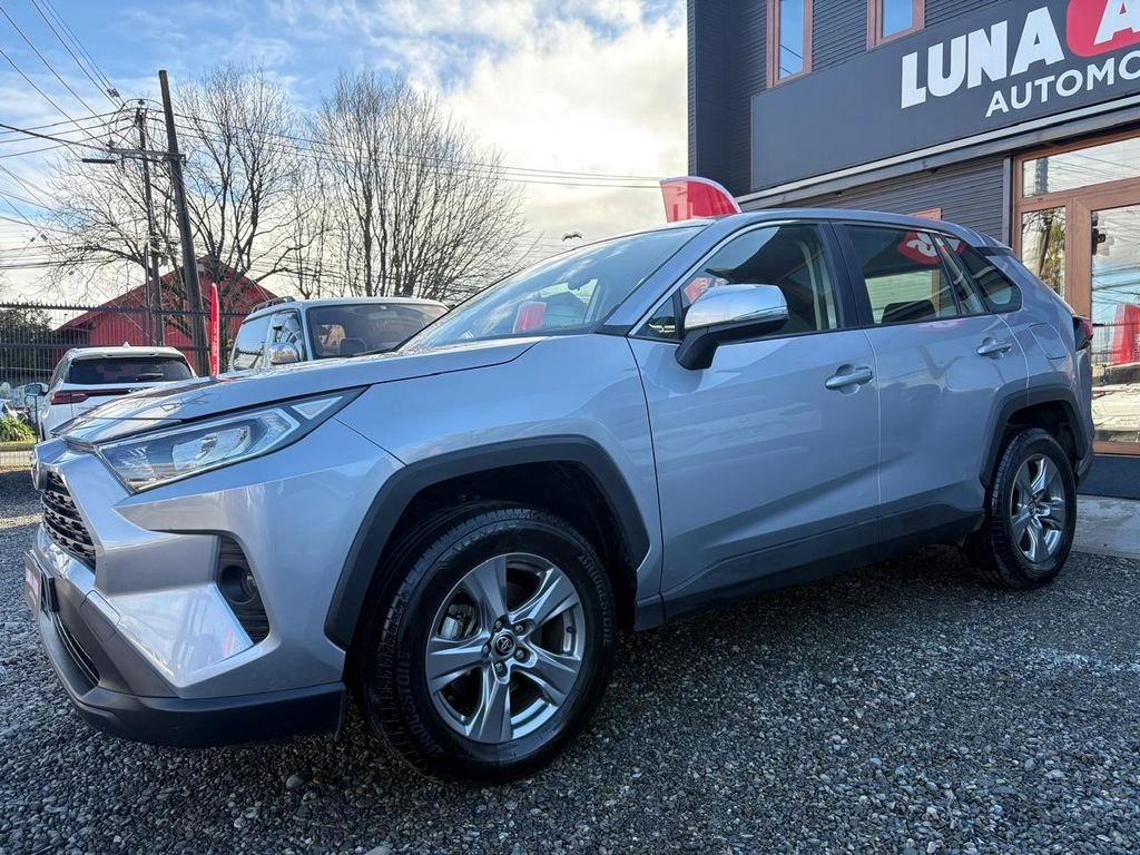 TOYOTA RAV4