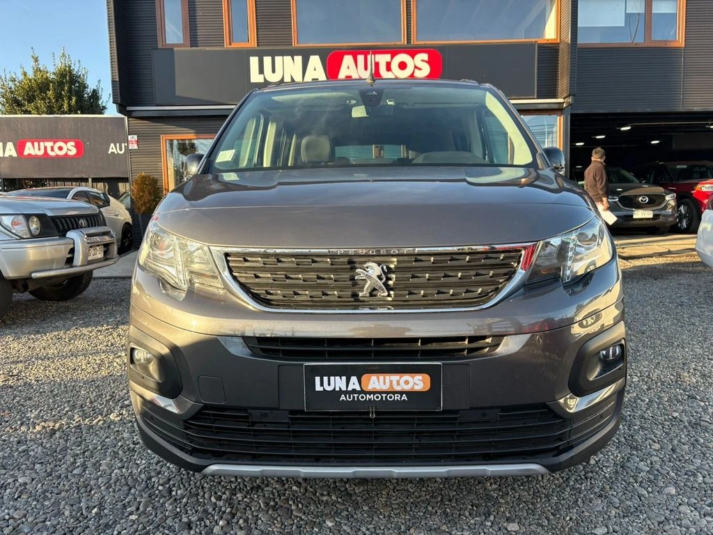 Peugeot Rifter1.2 Allure Puretech 130Hp 4X2 Eat8 5P 2024Comparar — foto 3 de 27