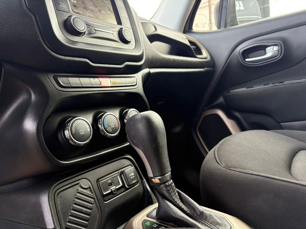JEEP RENEGADE 2019 - Foto 14