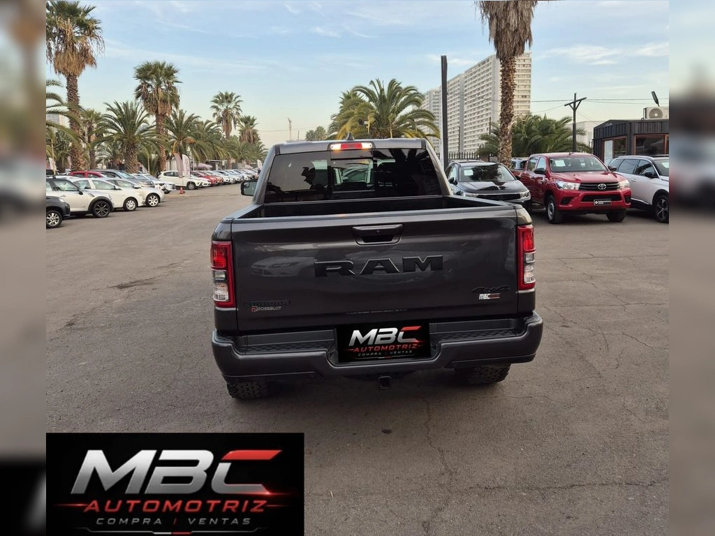 RAM 1500 2020 - Foto 4