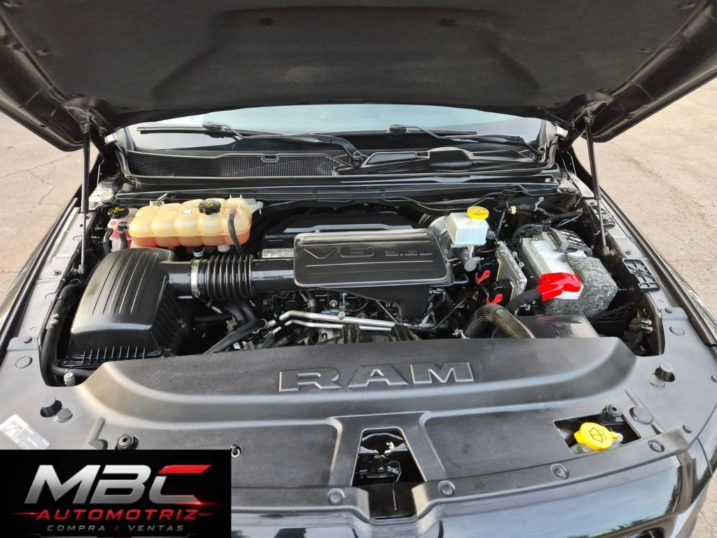 RAM 1500 2020 - Foto 19