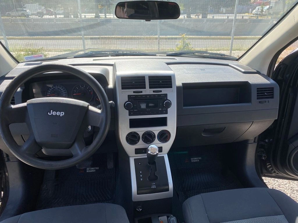 JEEP COMPASS 2009 - Foto 14