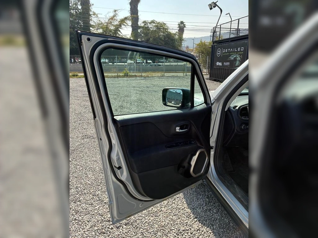 JEEP RENEGADE 2018 - Foto 11
