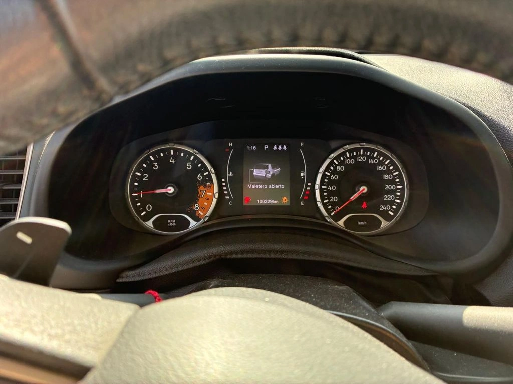 JEEP RENEGADE 2018 - Foto 23