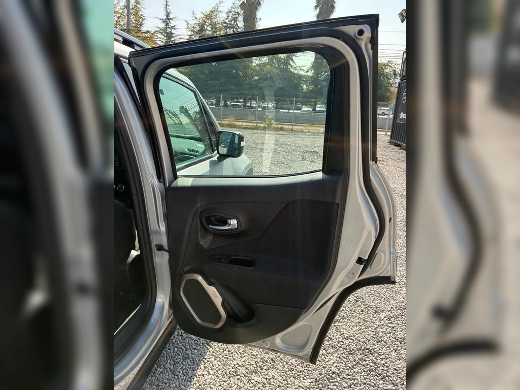JEEP RENEGADE 2018 - Foto 21