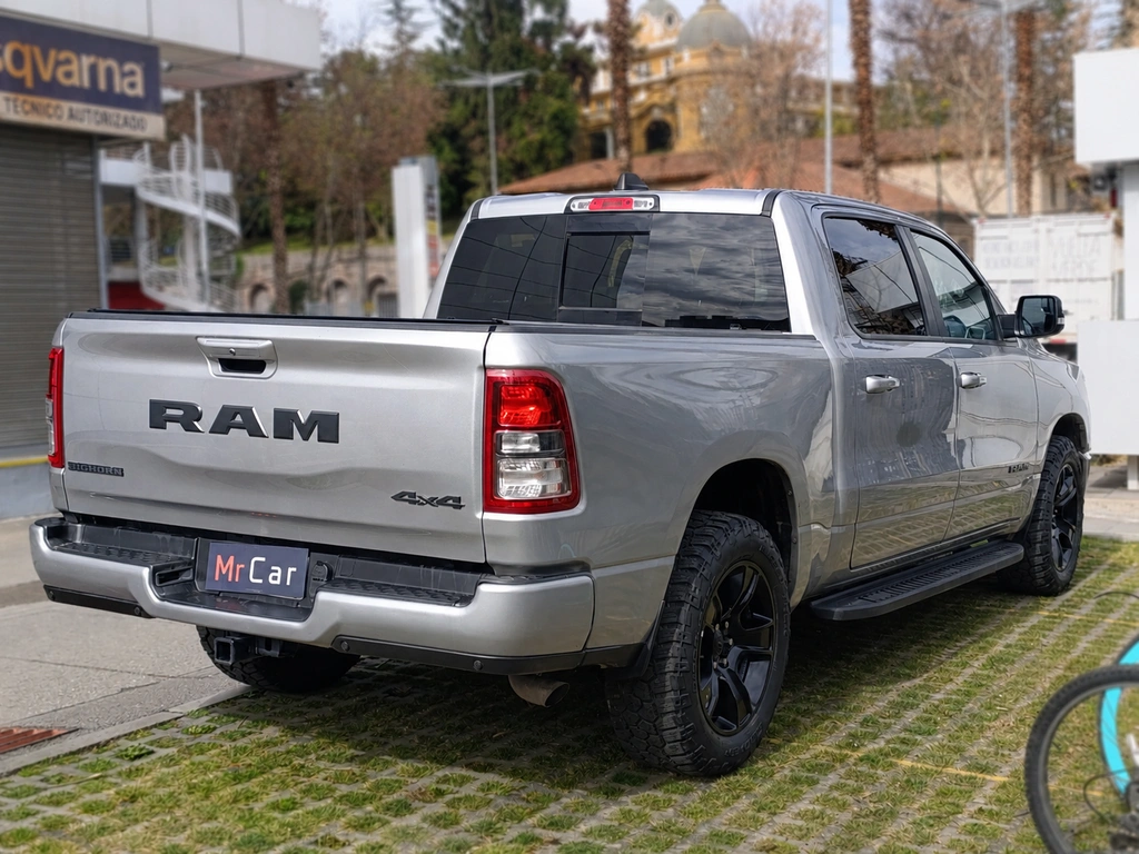 RAM 1500 2023 - Foto 12