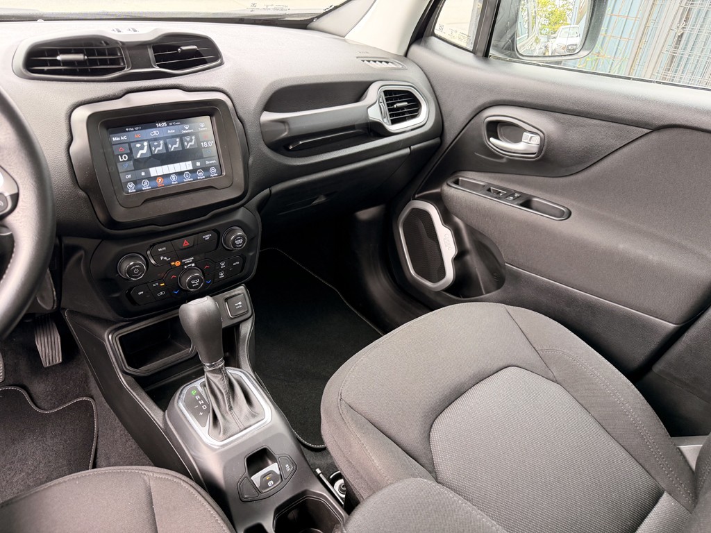 JEEP RENEGADE 2023 - Foto 18