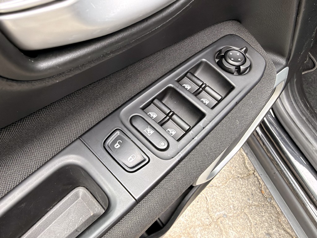 JEEP RENEGADE 2023 - Foto 10