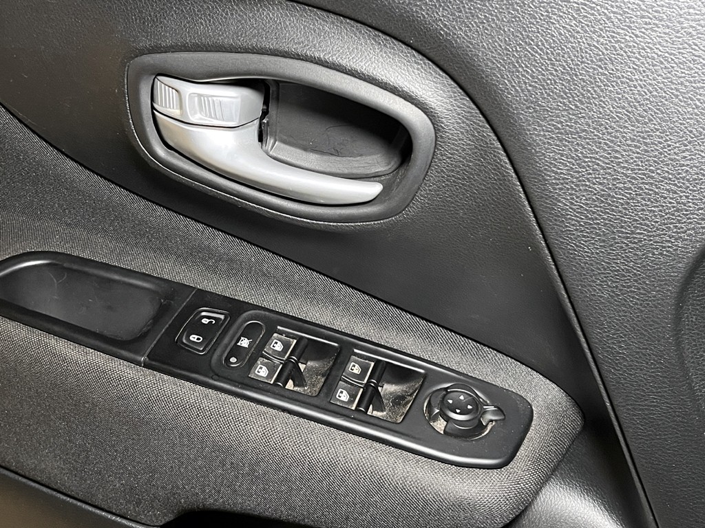 JEEP RENEGADE 2022 - Foto 11