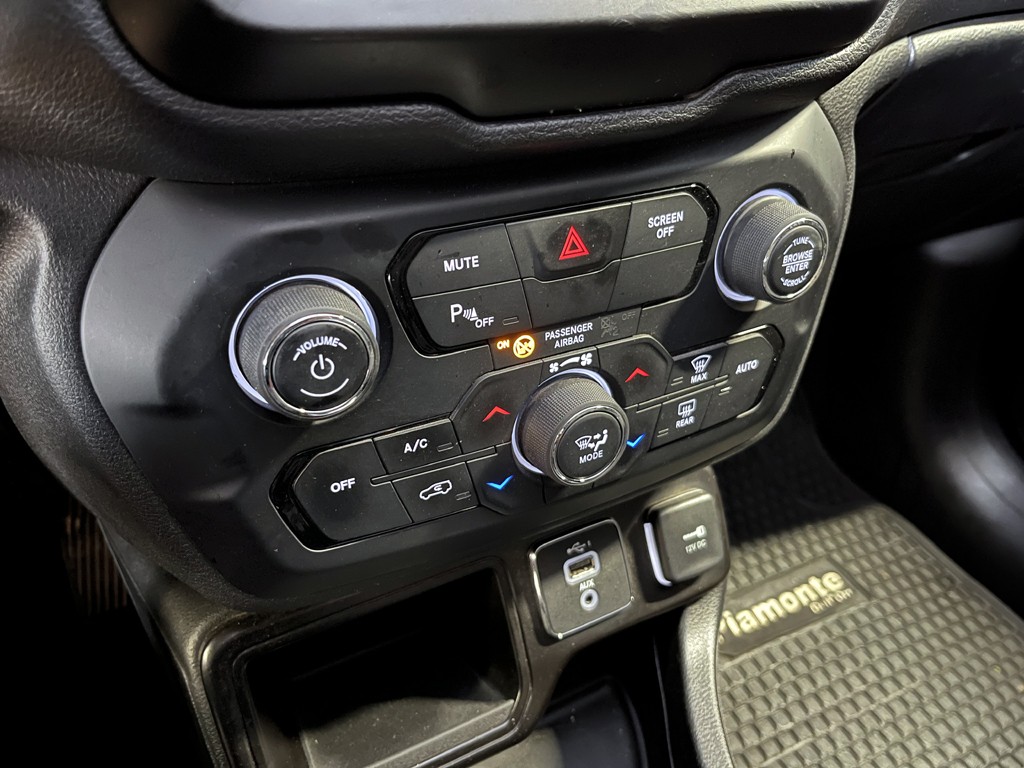 JEEP RENEGADE 2022 - Foto 17