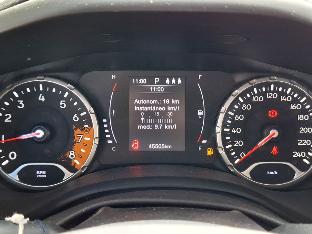 JEEP RENEGADE 2019 - Foto 13