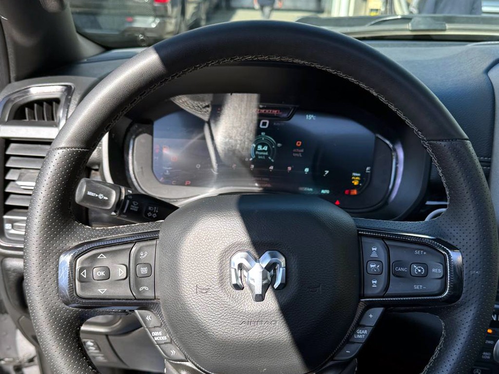 RAM 1500 2026 - Foto 8