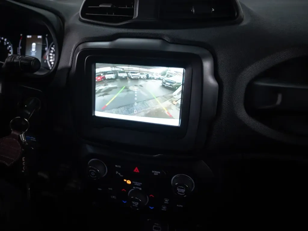 JEEP RENEGADE 2023 - Foto 16