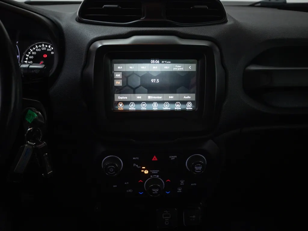 JEEP RENEGADE 2022 - Foto 16