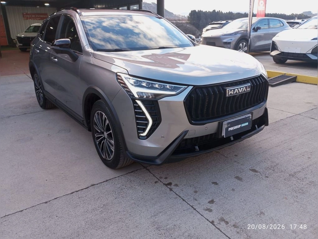 Haval Jolion — foto 9 de 15
