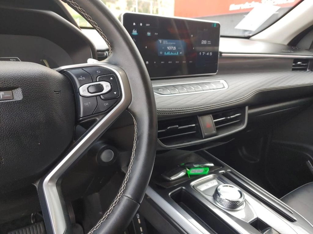 Haval Jolion — foto 14 de 18