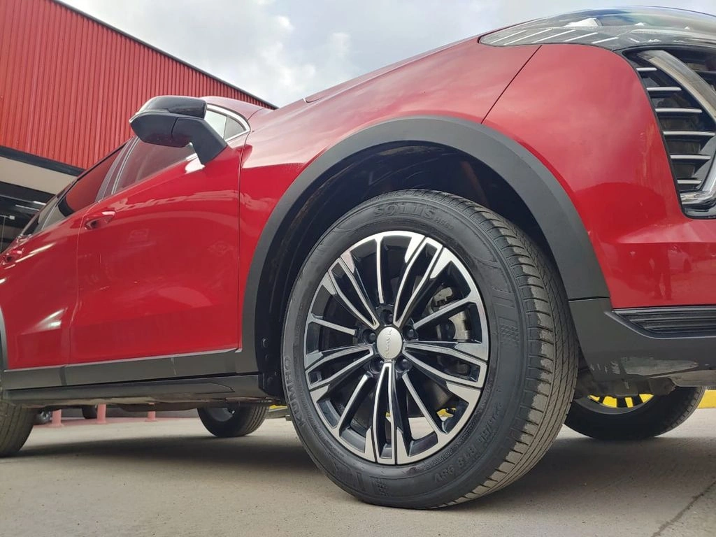 Haval Jolion — foto 7 de 18