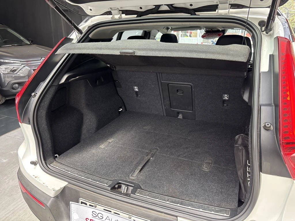VOLVO XC40 2021 - Foto 9