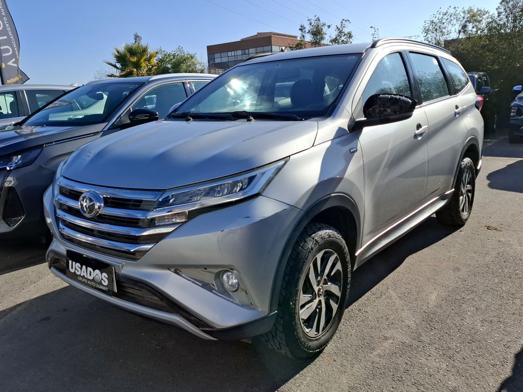 TOYOTA RUSH